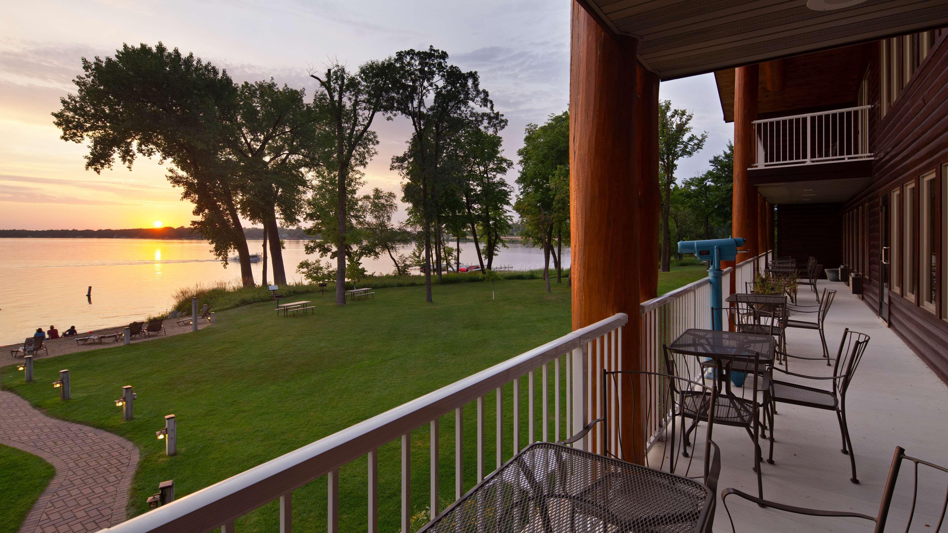 Best Western Premier The Lodge On Lake Detroit Detroit Lakes Luaran gambar